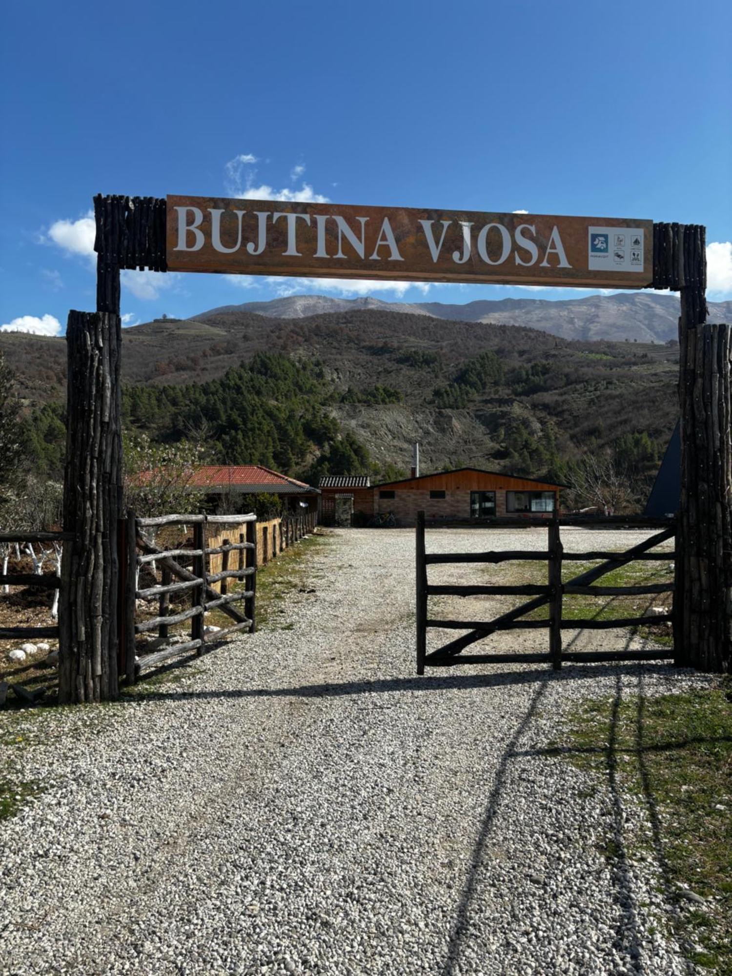 Bujtina Vjosa Hotell Memaliaj Exteriör bild